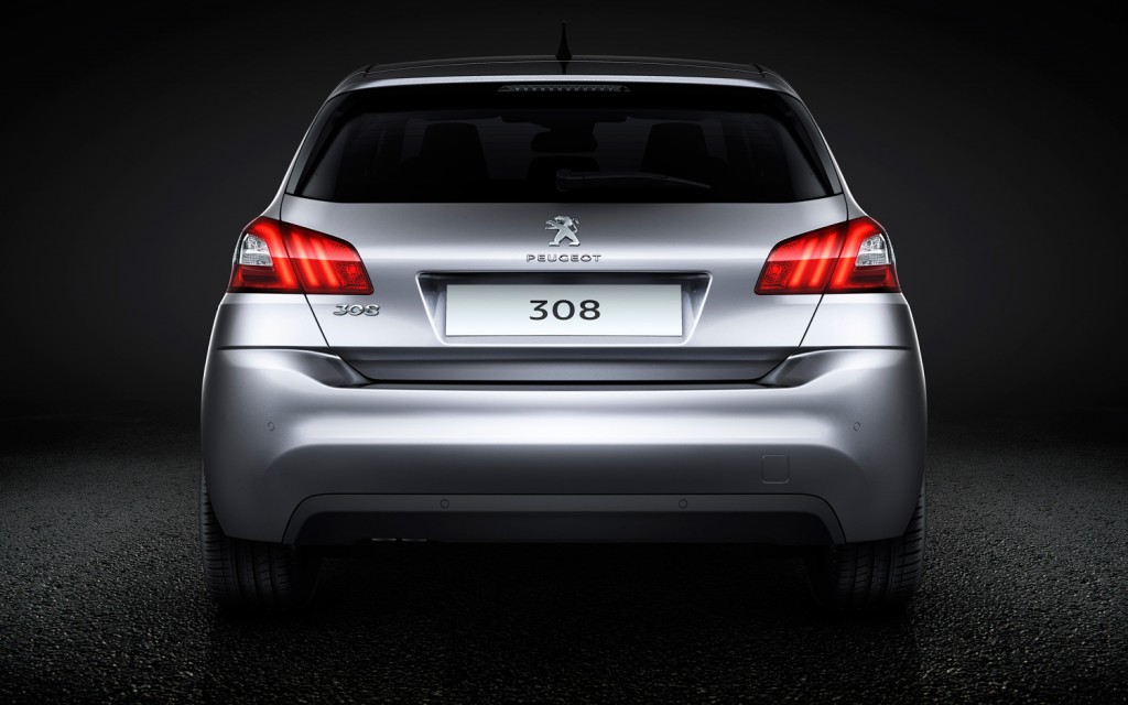 2013-Peugeot-308-rear-view-1024x640