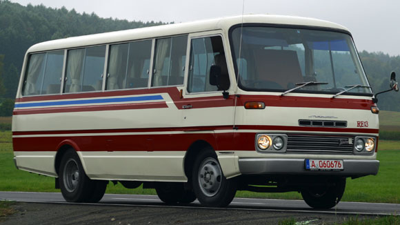 Mazda_Parkway26_Bild00 autobus